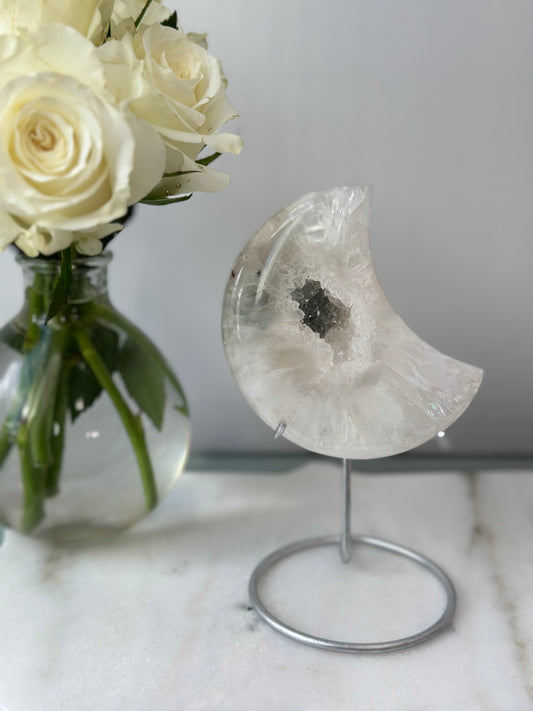Druzy Agate Moon on Stand